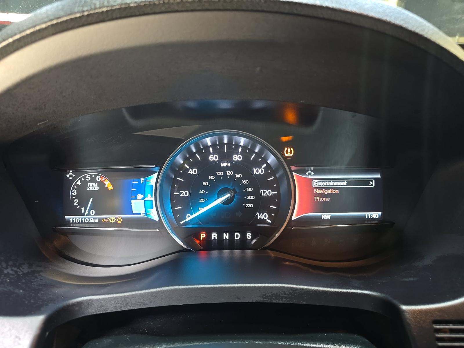 FORD EXPLORER - 9