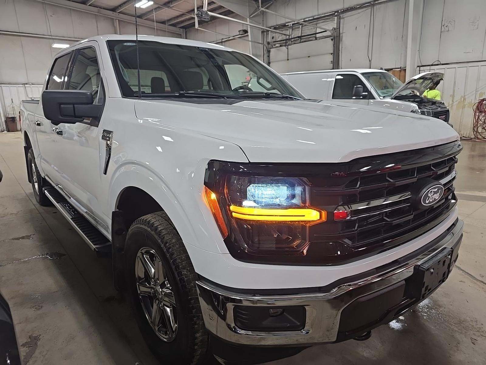 2024 Ford F-150 XLT AWD