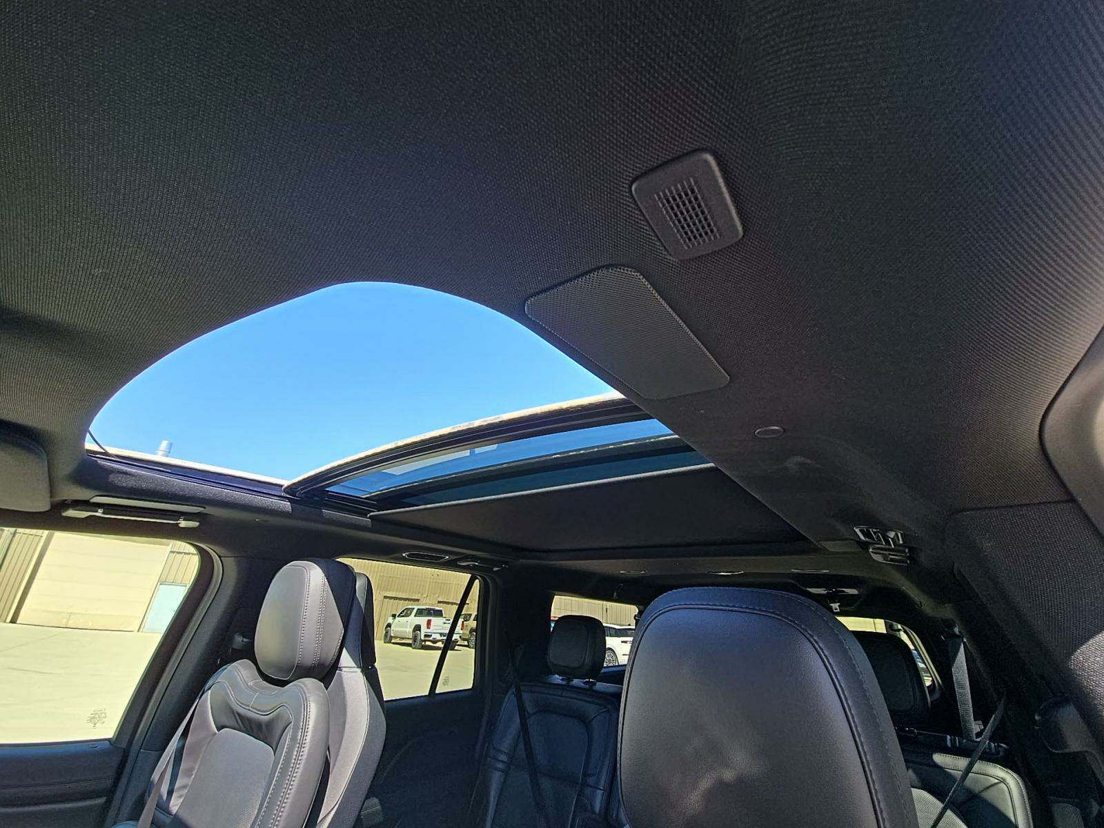 2023 Lincoln Navigator L Reserve AWD