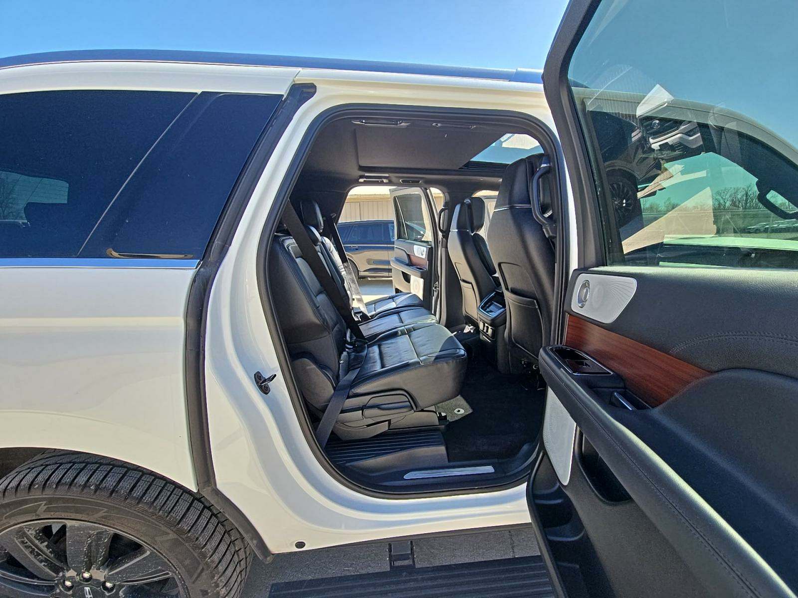 2023 Lincoln Navigator L Reserve AWD
