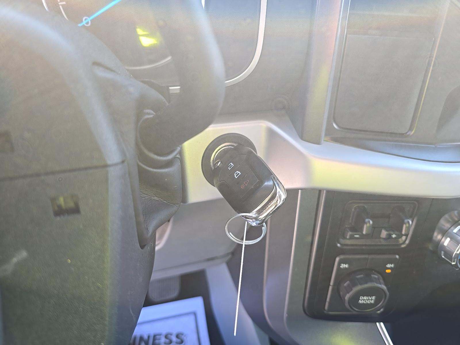 FORD F-150 - 4