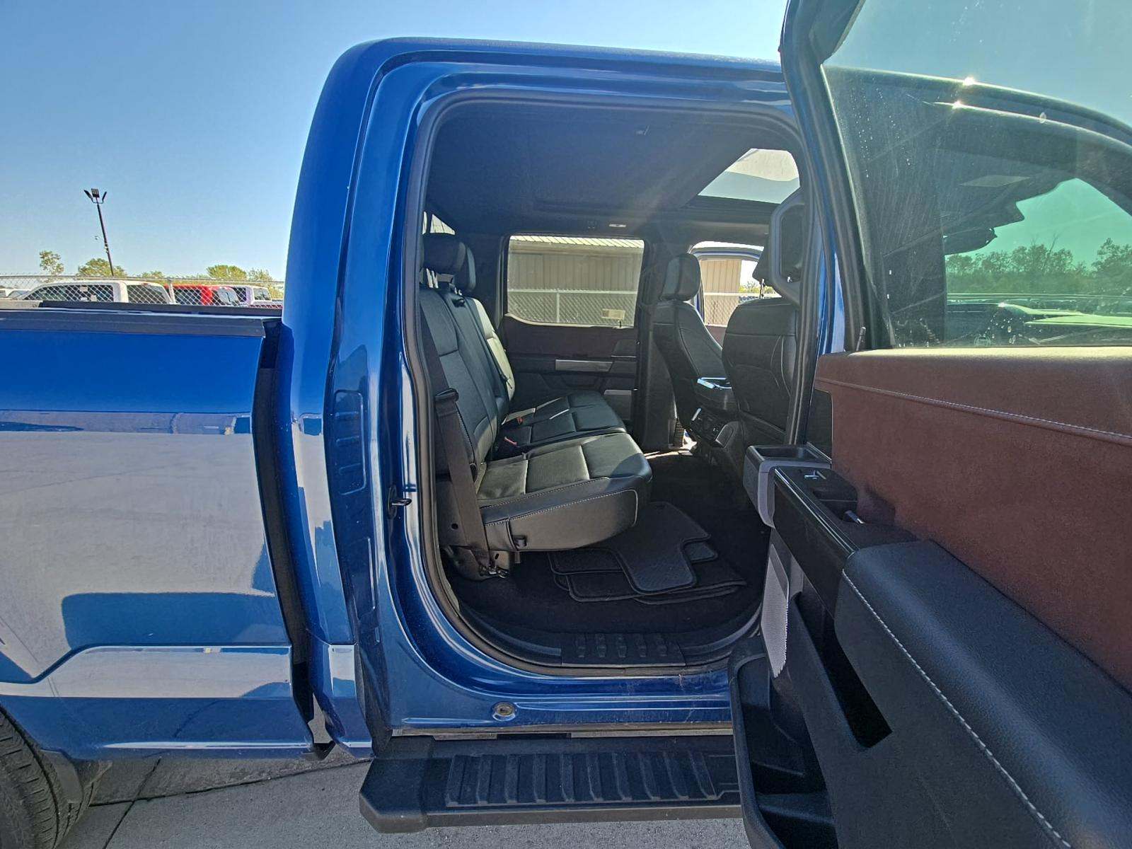 2023 Ford F-150 Lariat AWD