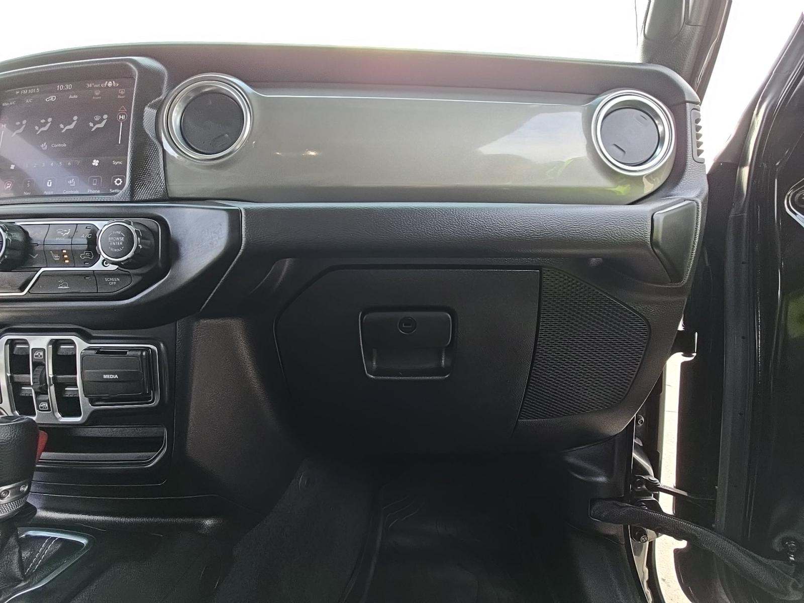 2022 Jeep Wrangler Unlimited Sahara AWD