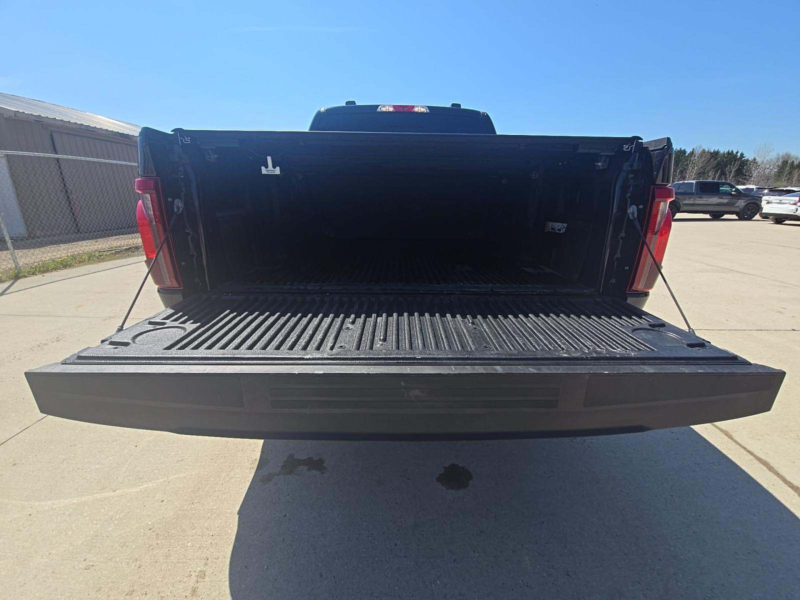 2025 Ford F-150 XLT AWD