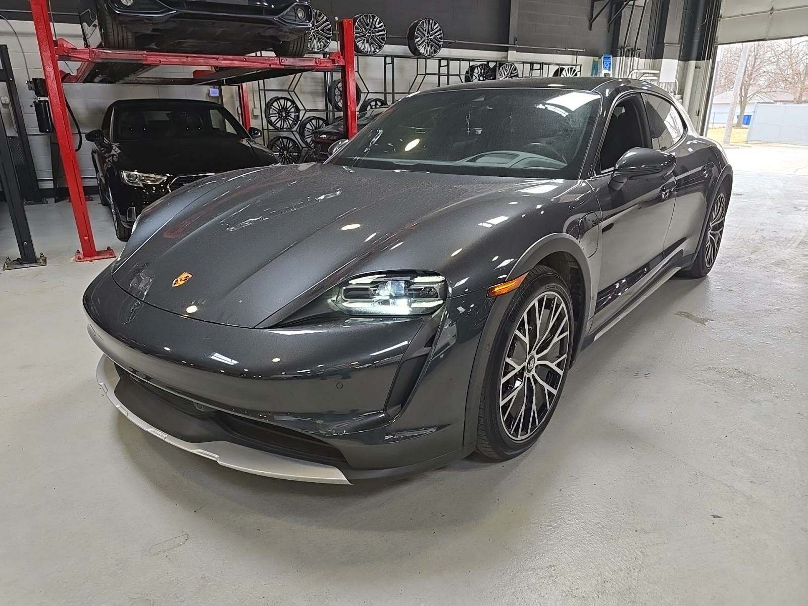 2022 Porsche Taycan 4 AWD