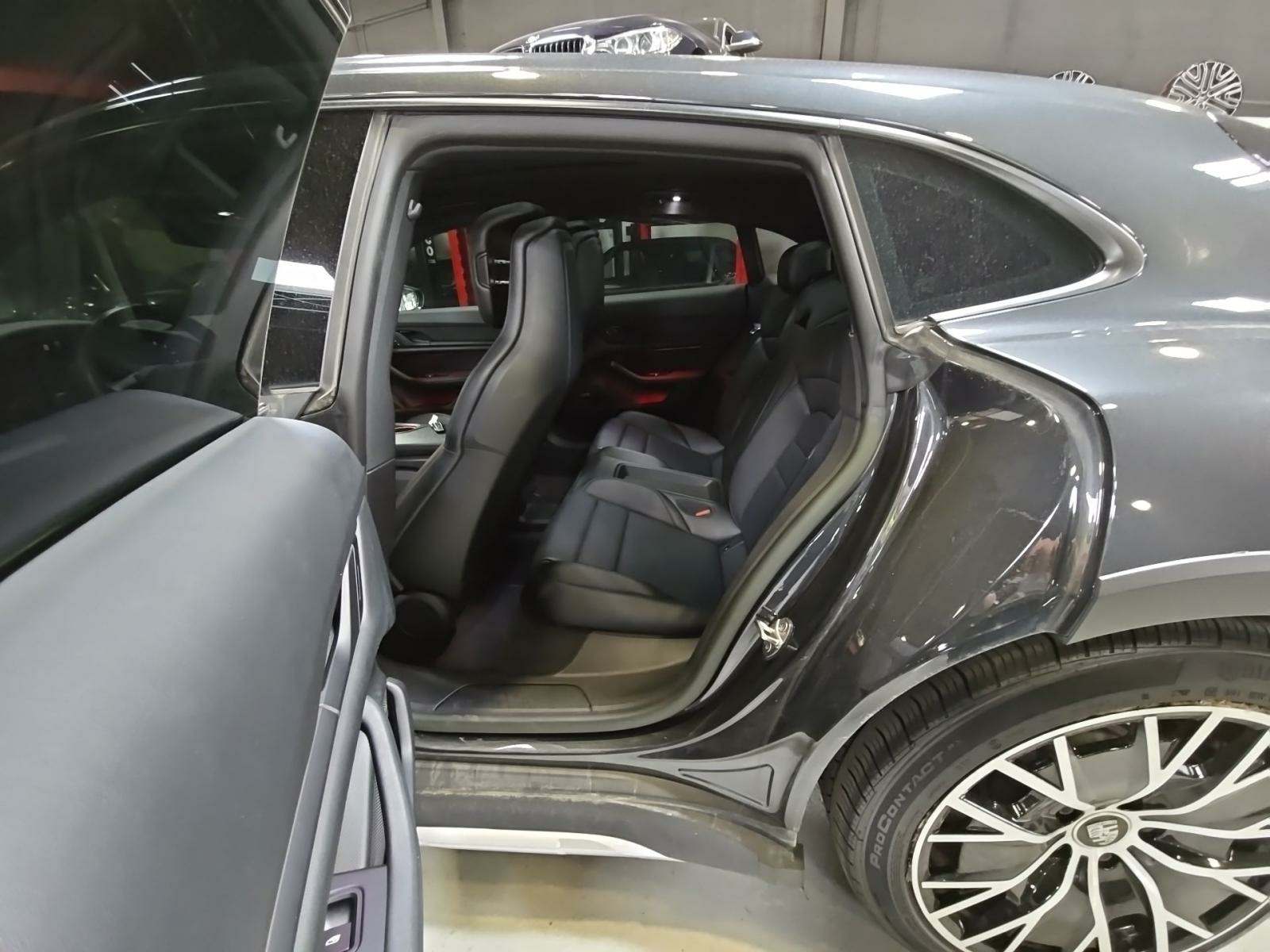 2022 Porsche Taycan 4 AWD