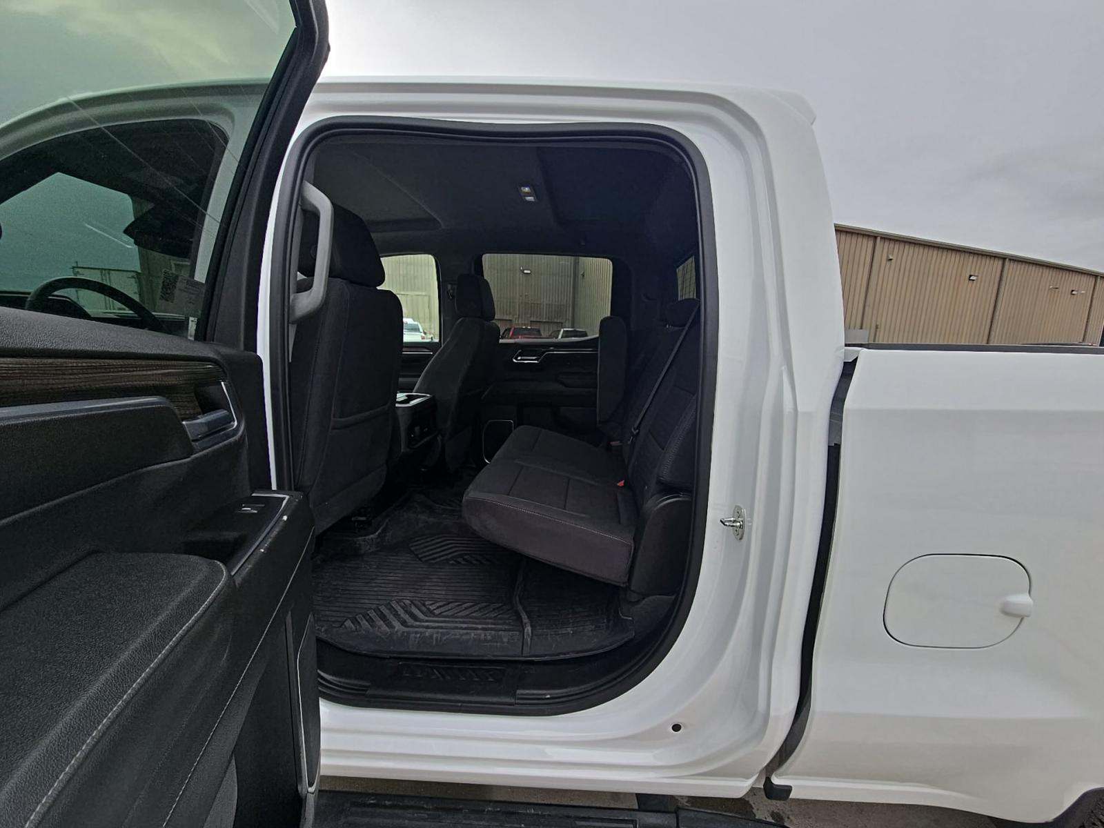 2023 Chevrolet Silverado 1500 RST AWD