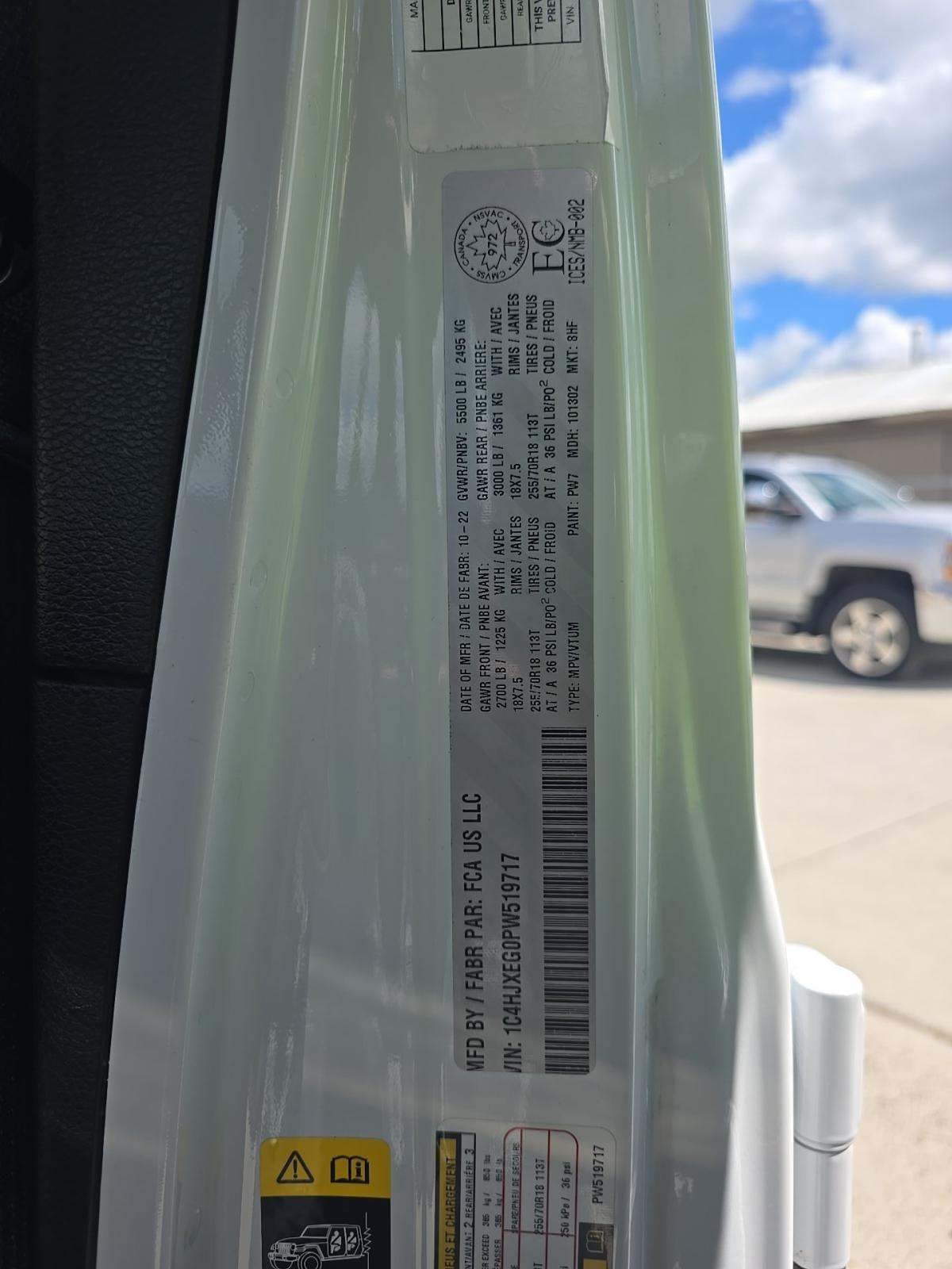 2023 Jeep Wrangler Sahara AWD