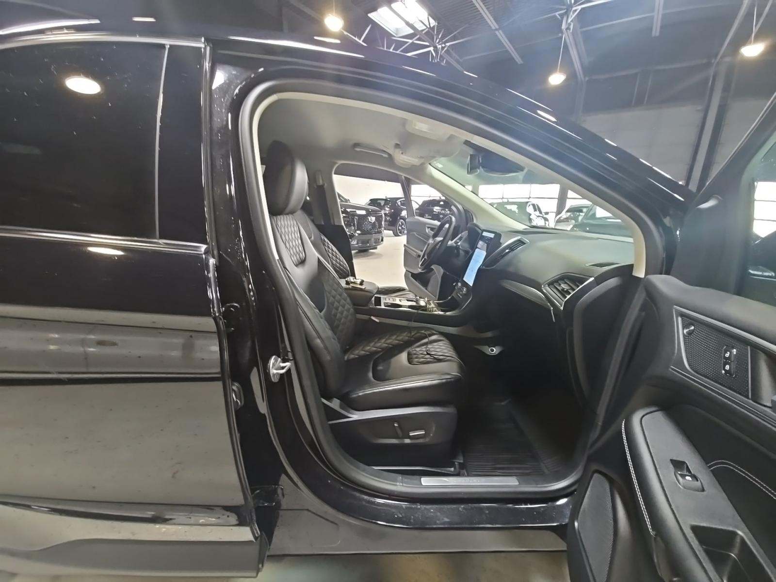 2024 Ford Edge Titanium AWD