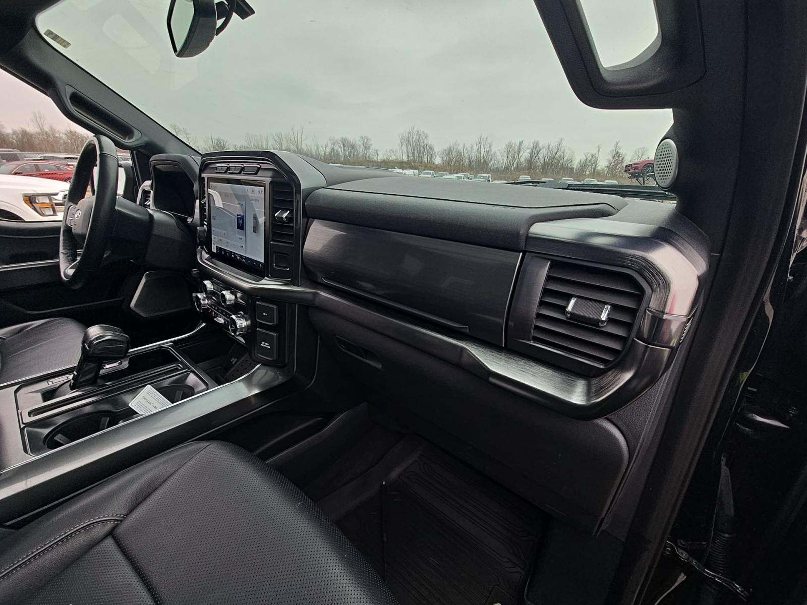 2023 Ford F-150 Lariat AWD