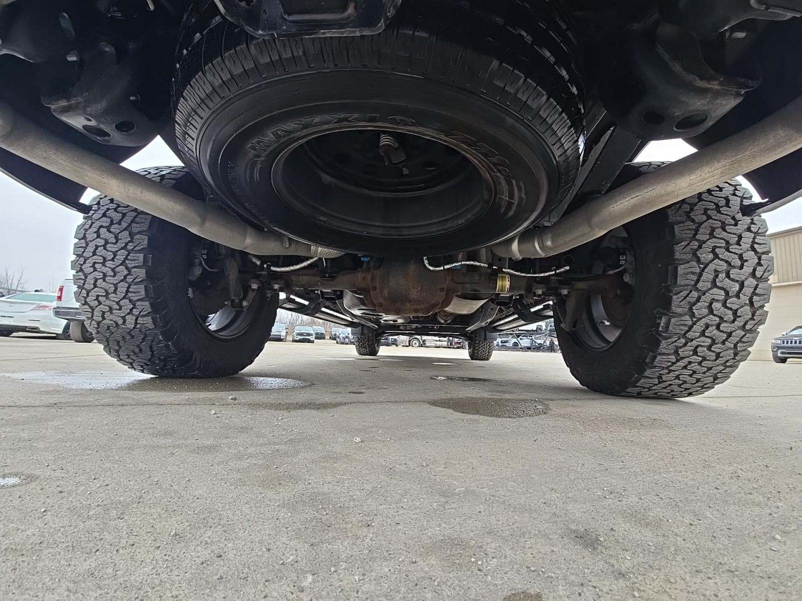 2023 Ford F-150 Lariat AWD