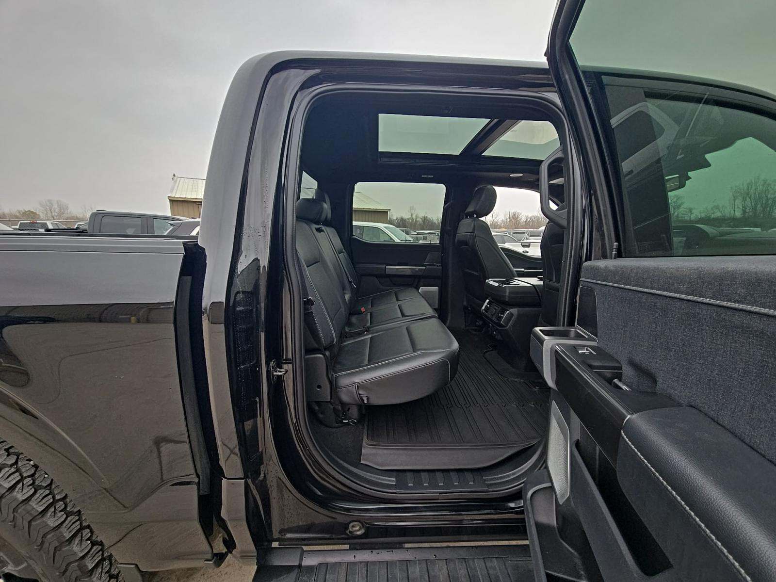 2023 Ford F-150 Lariat AWD