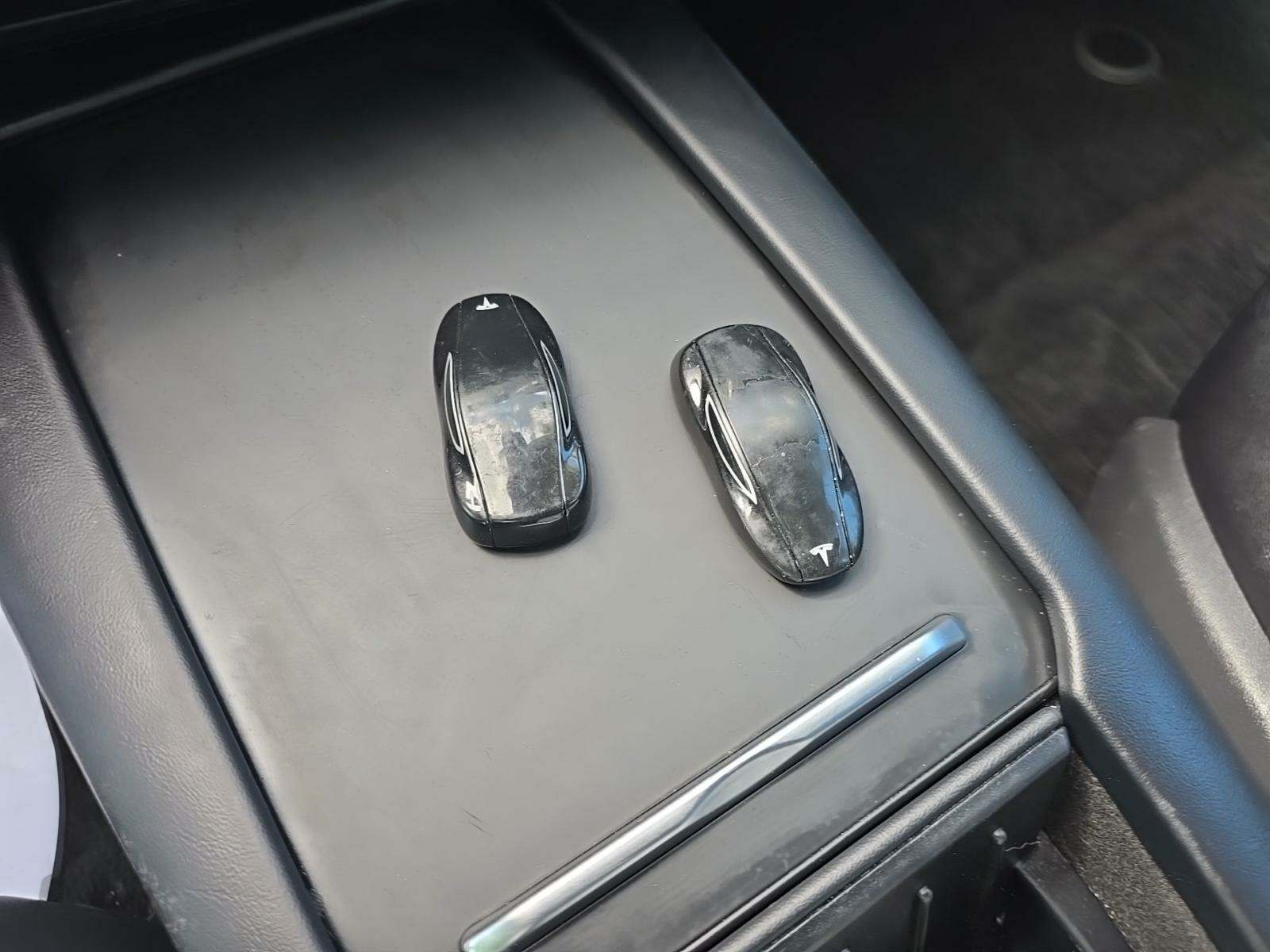 2016 Tesla Model S 90D AWD