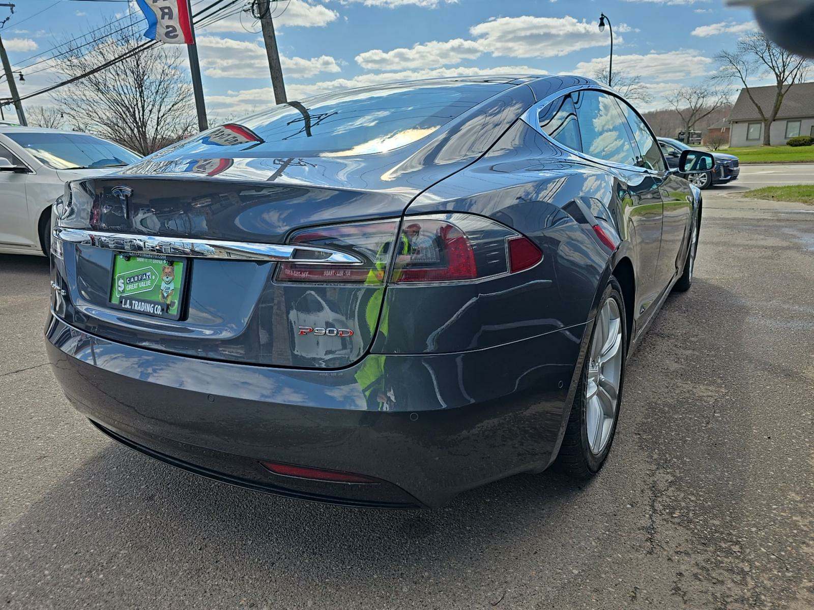 2016 Tesla Model S 90D AWD