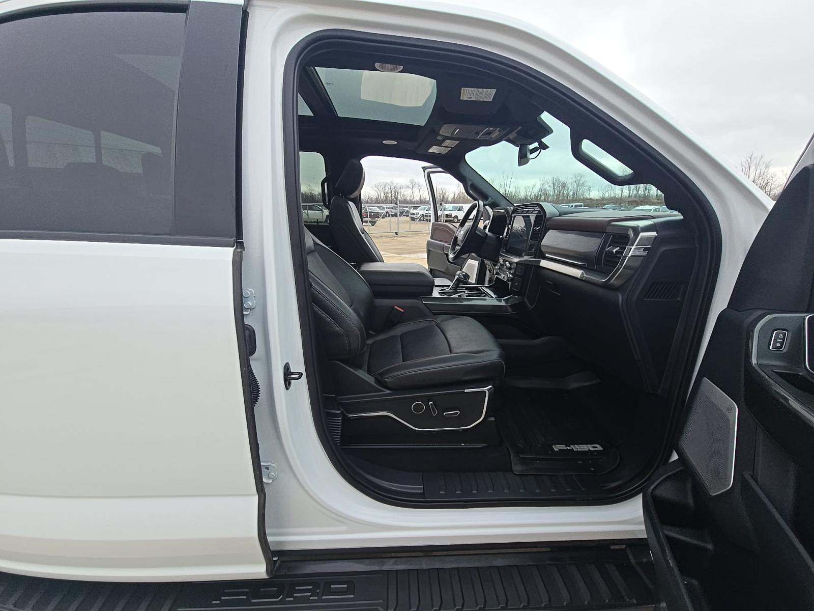 2023 Ford F-150 Hybrid Lariat AWD