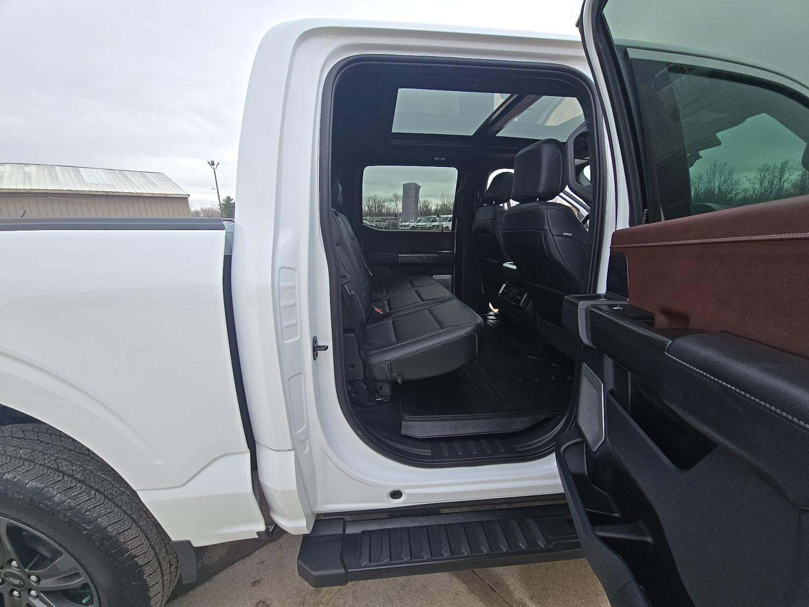 2023 Ford F-150 Hybrid Lariat AWD