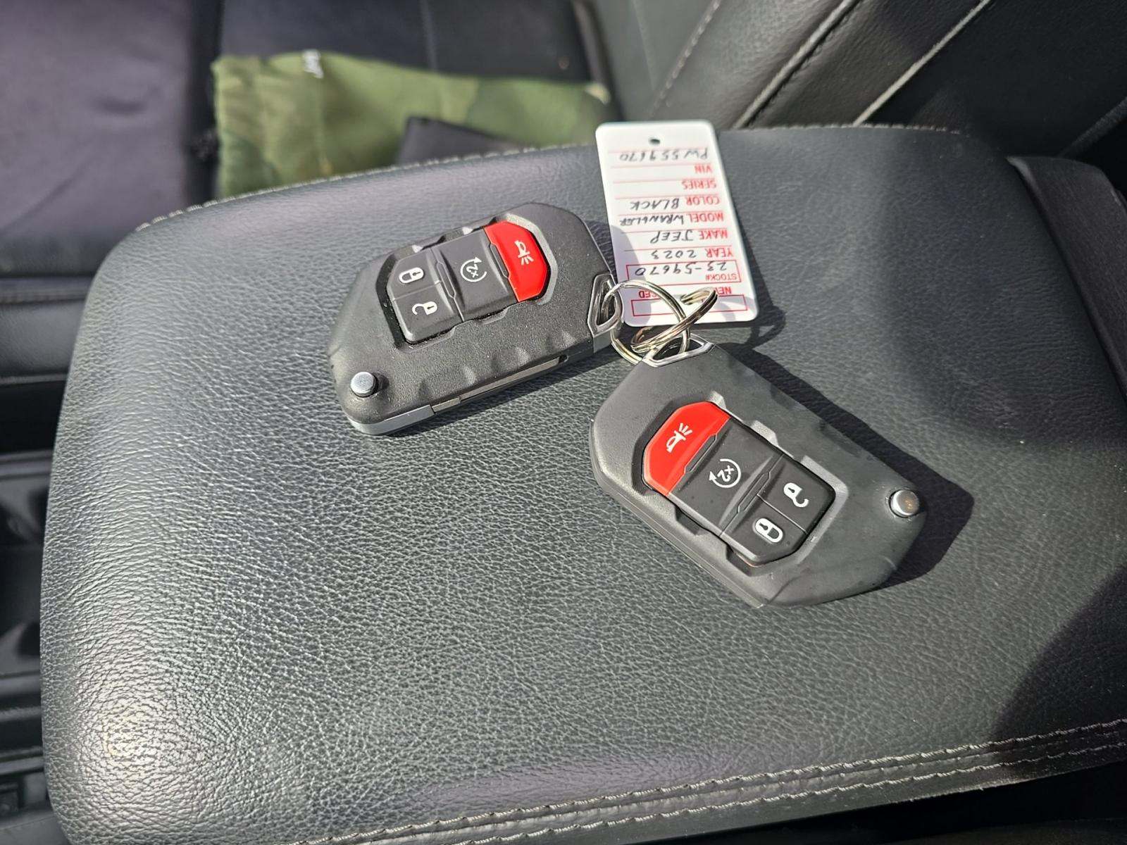 2023 Jeep Wrangler Sahara Altitude AWD