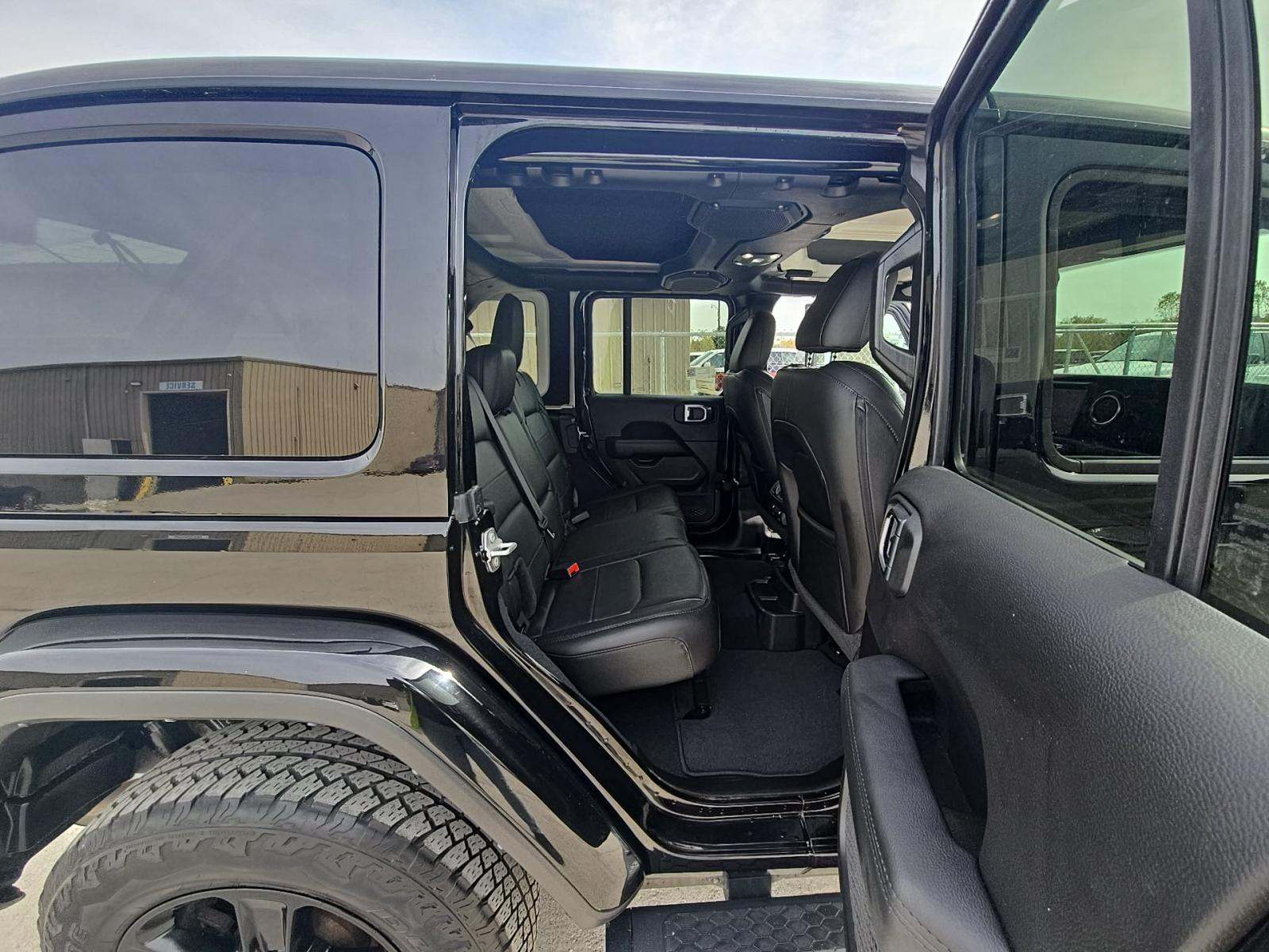 2023 Jeep Wrangler Sahara Altitude AWD