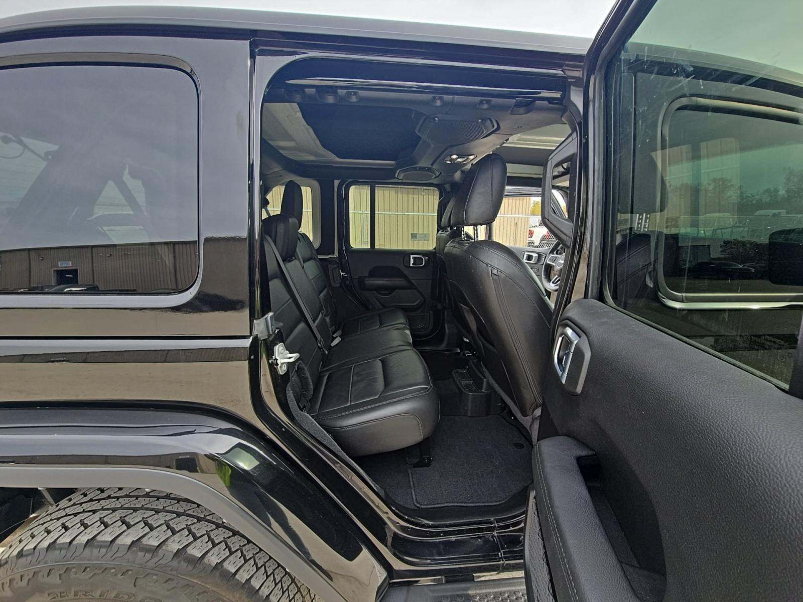 2022 Jeep Wrangler Unlimited Sahara Altitude Edition AWD