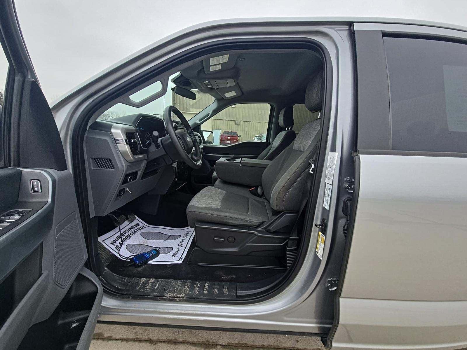 2023 Ford F-150 XLT AWD