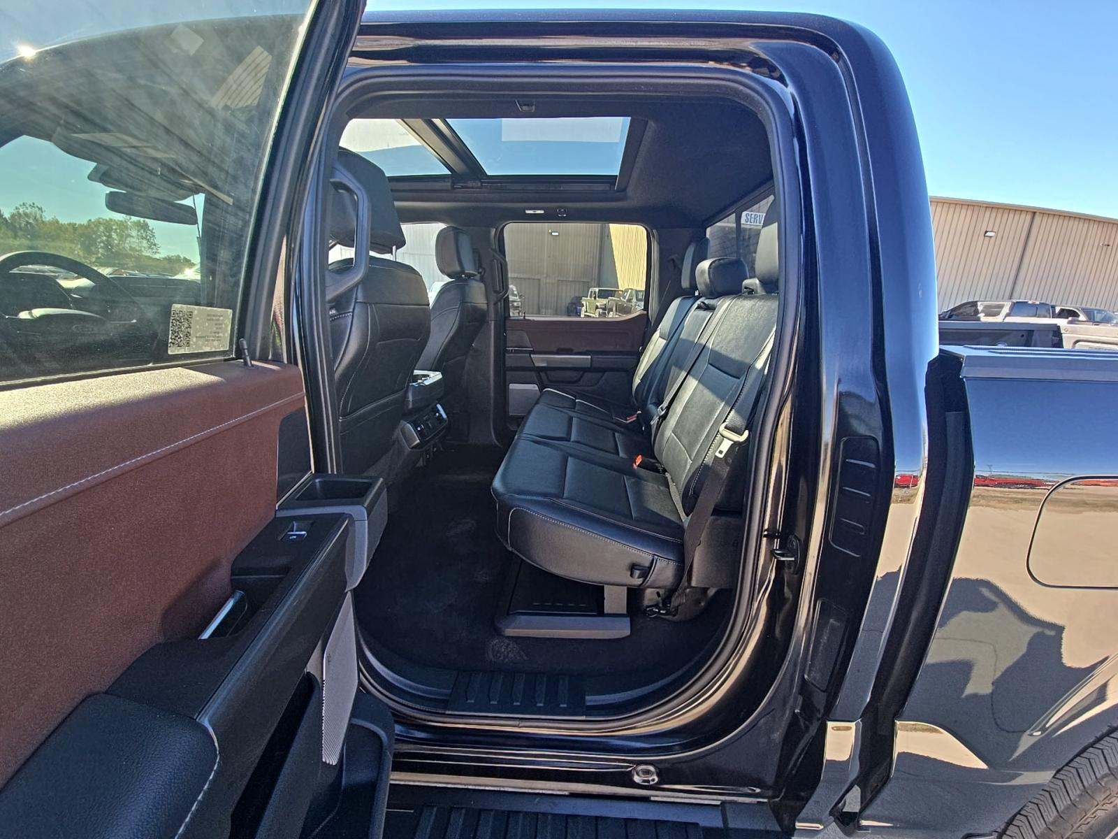 2023 Ford F-150 Lariat AWD