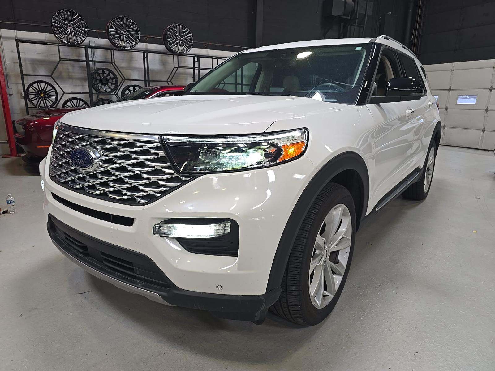 2023 Ford Explorer Platinum AWD