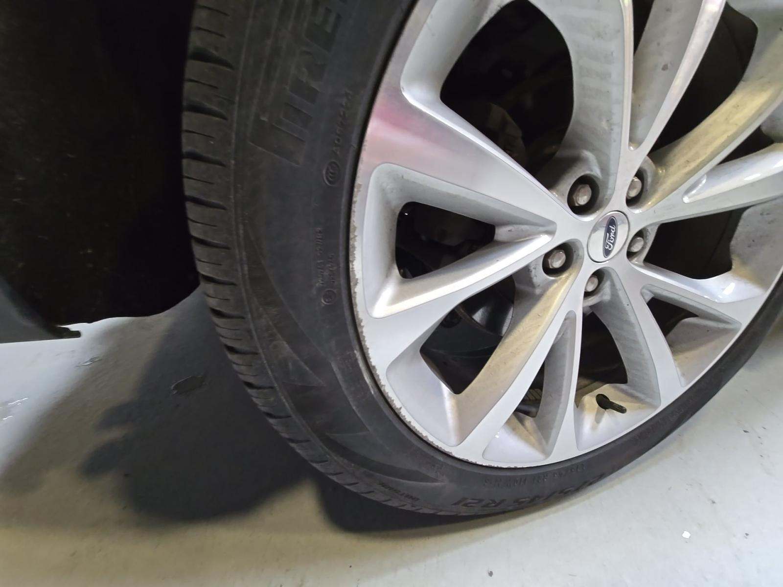 2023 Ford Explorer Platinum AWD