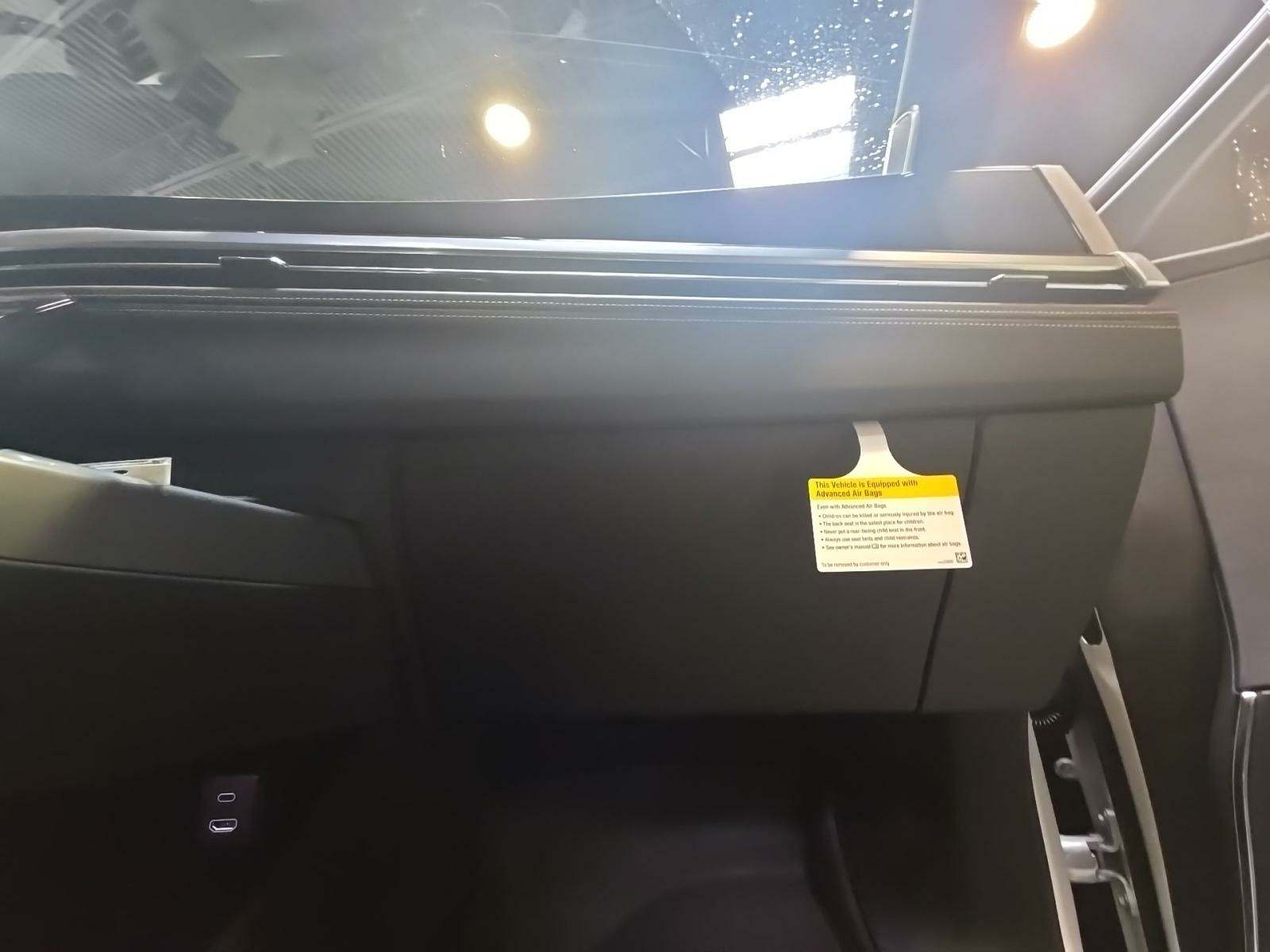 2025 Cadillac Escalade ESV Sport Platinum AWD