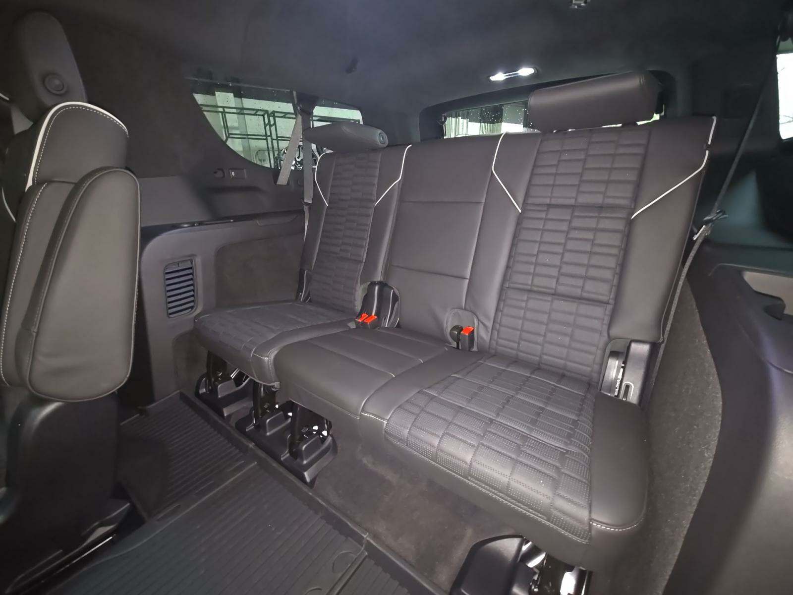 2025 Cadillac Escalade ESV Sport Platinum AWD