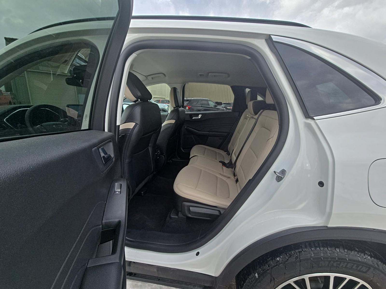 2022 Ford Escape Plug-In Hybrid Titanium FWD