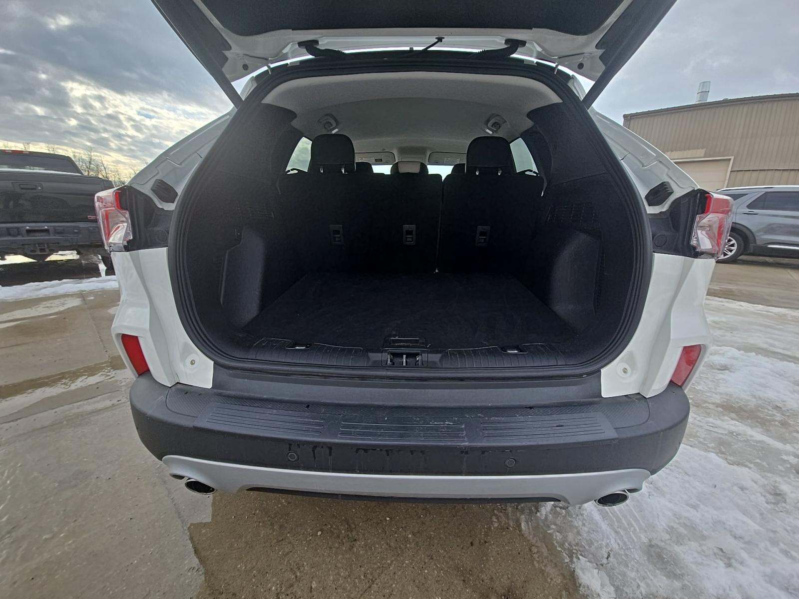 2022 Ford Escape Plug-In Hybrid Titanium FWD