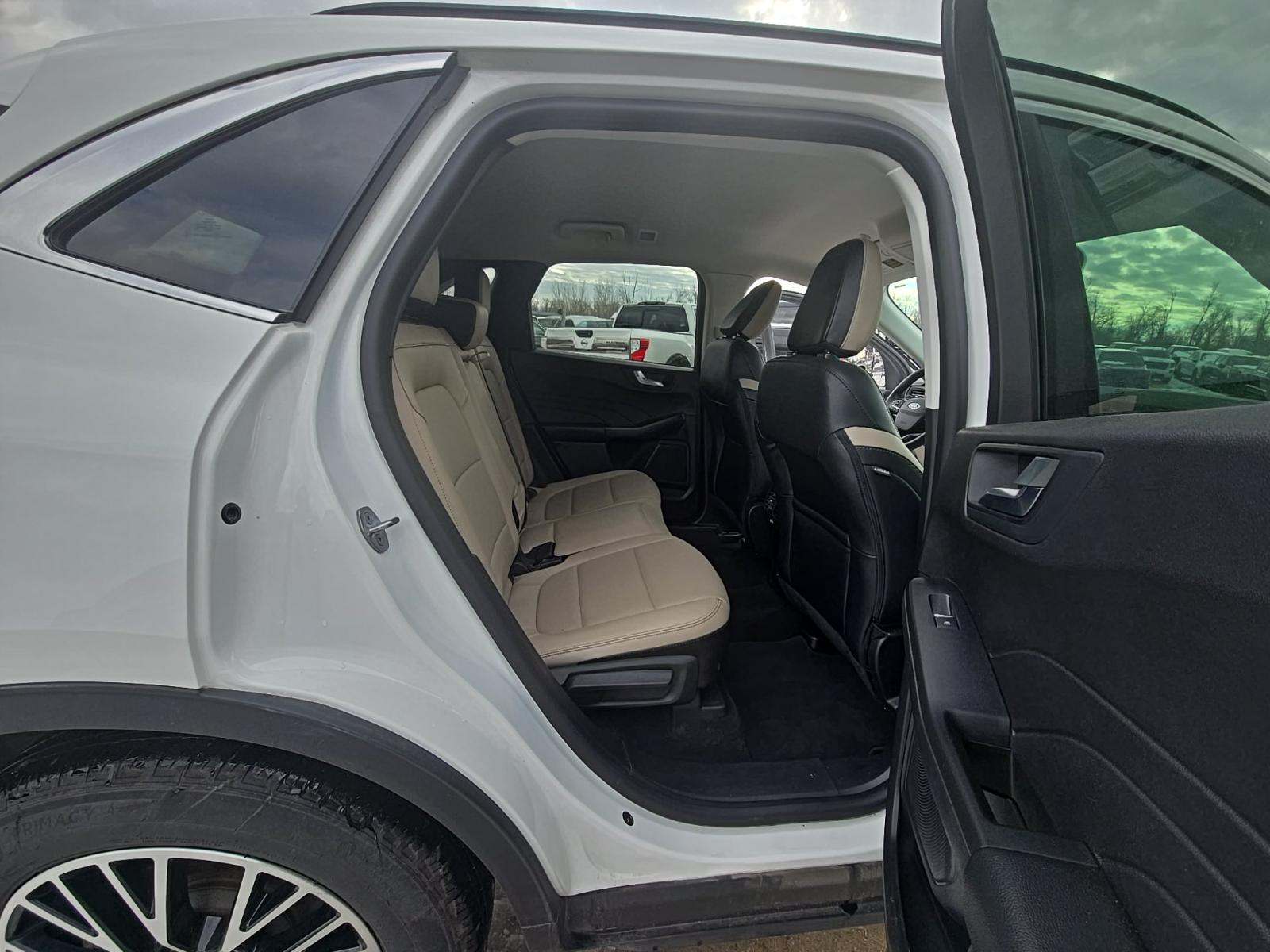 2022 Ford Escape Plug-In Hybrid Titanium FWD