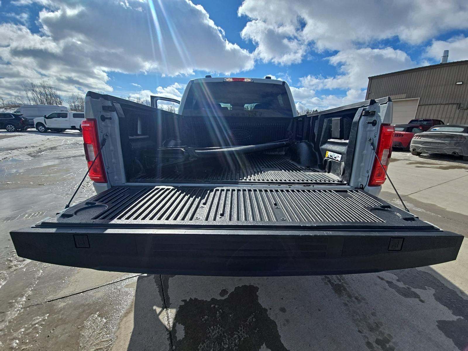 2023 Ford F-150 XLT AWD