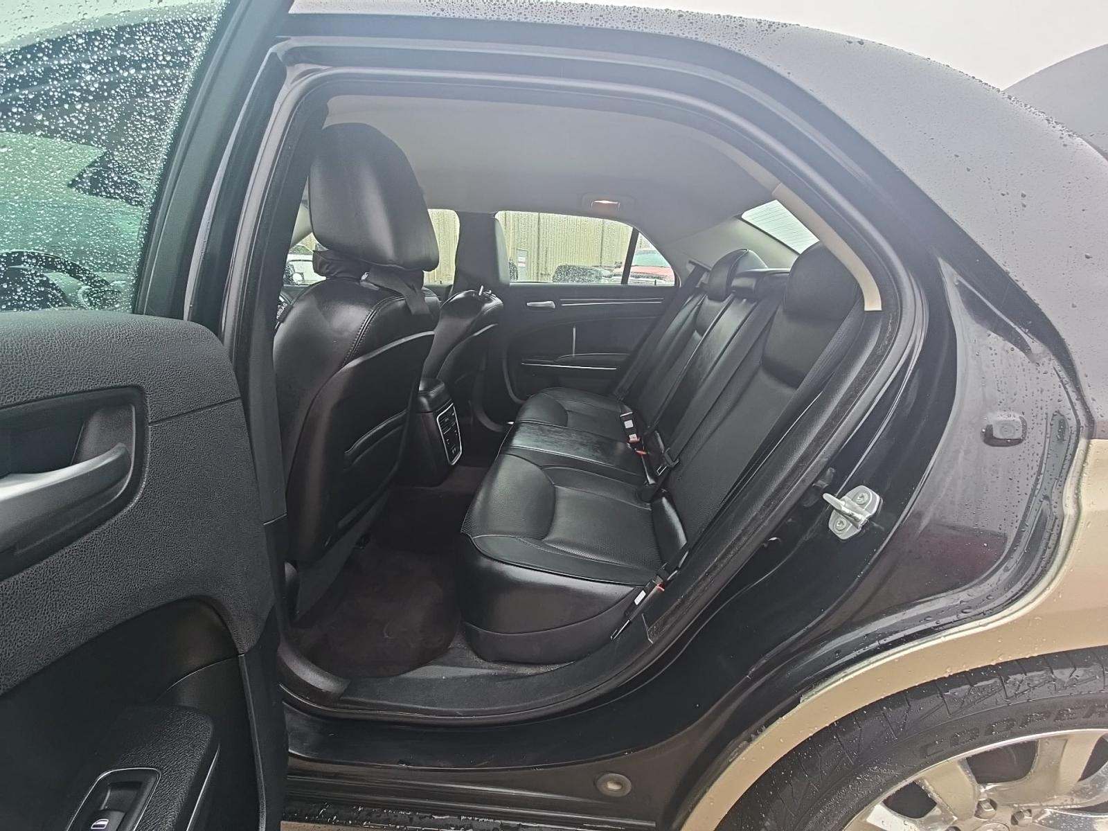 2018 Chrysler 300 Limited RWD