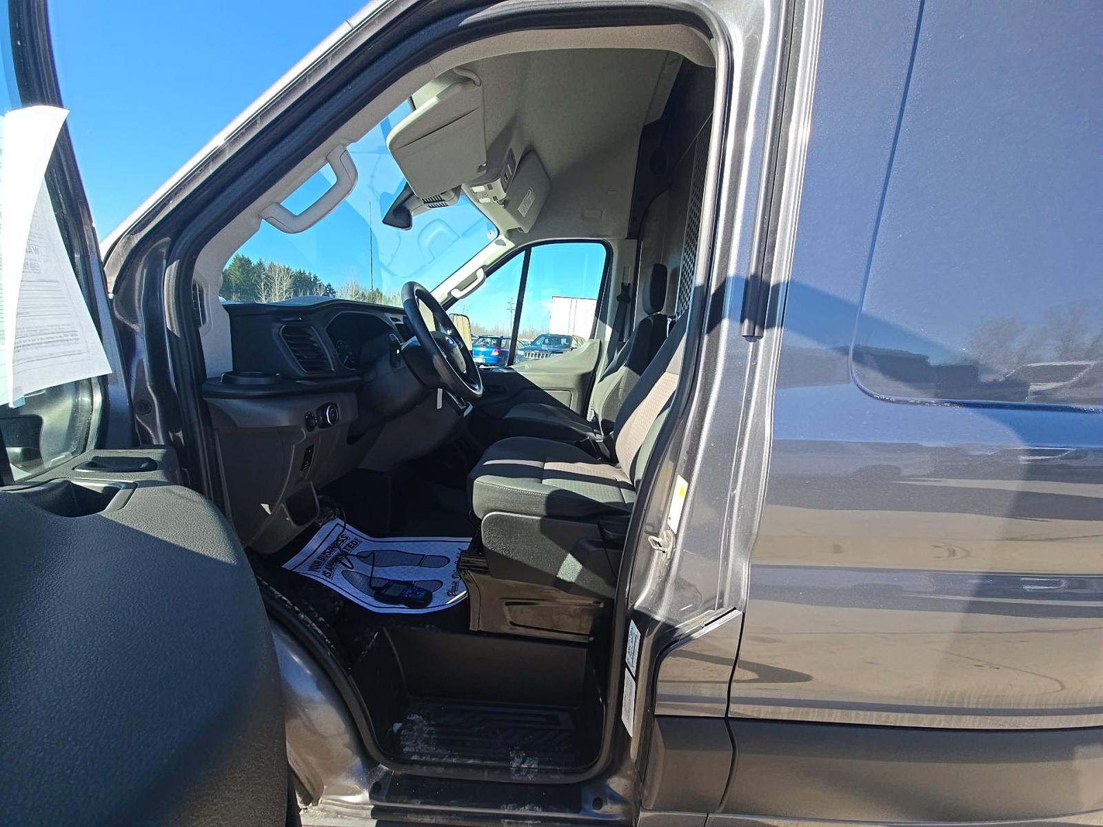 FORD TRANSIT 350 - 2