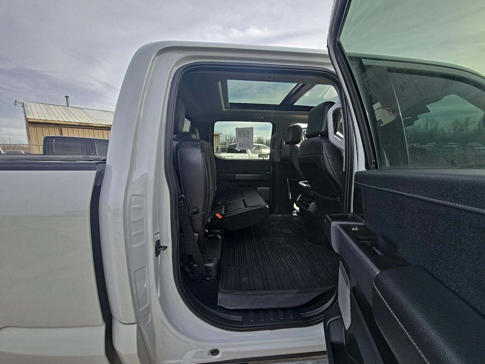 2023 Ford F-150 Hybrid Lariat AWD