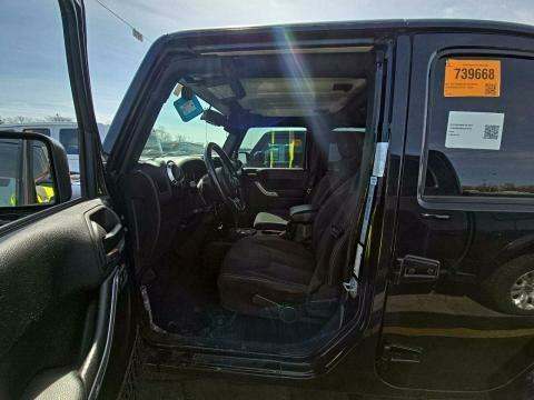 2017 Jeep Wrangler Unlimited Sahara AWD