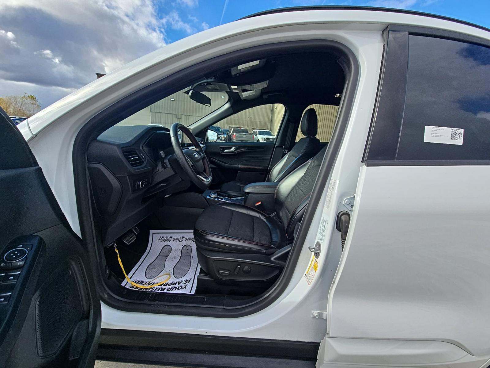 2023 Ford Escape ST-Line AWD