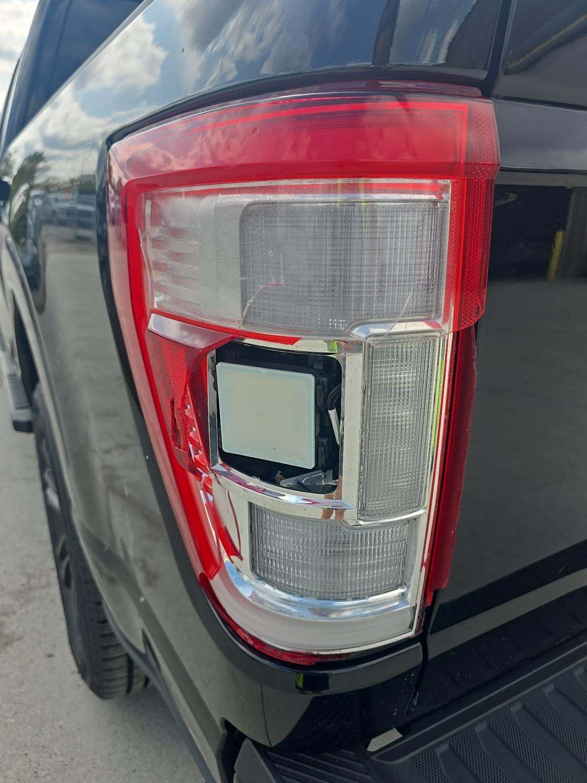 2023 Ford F-150 Lariat AWD