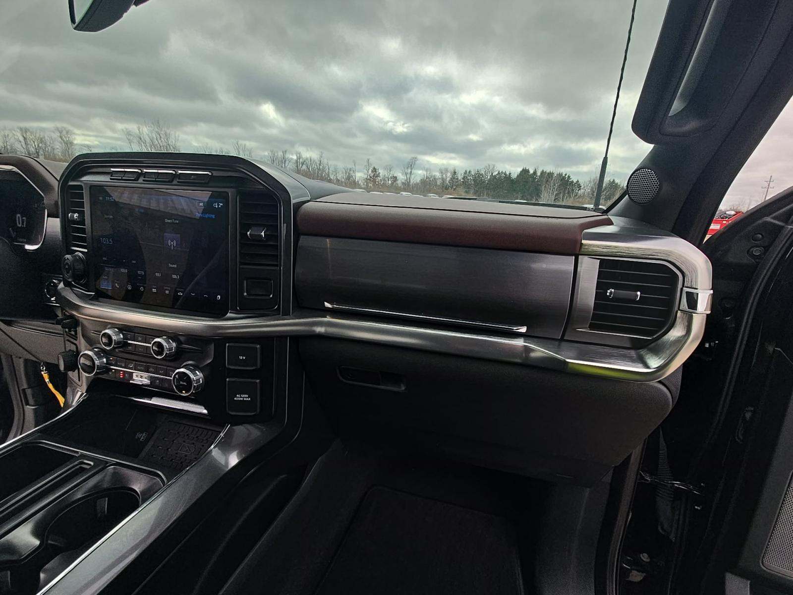 2023 Ford F-150 Lariat AWD