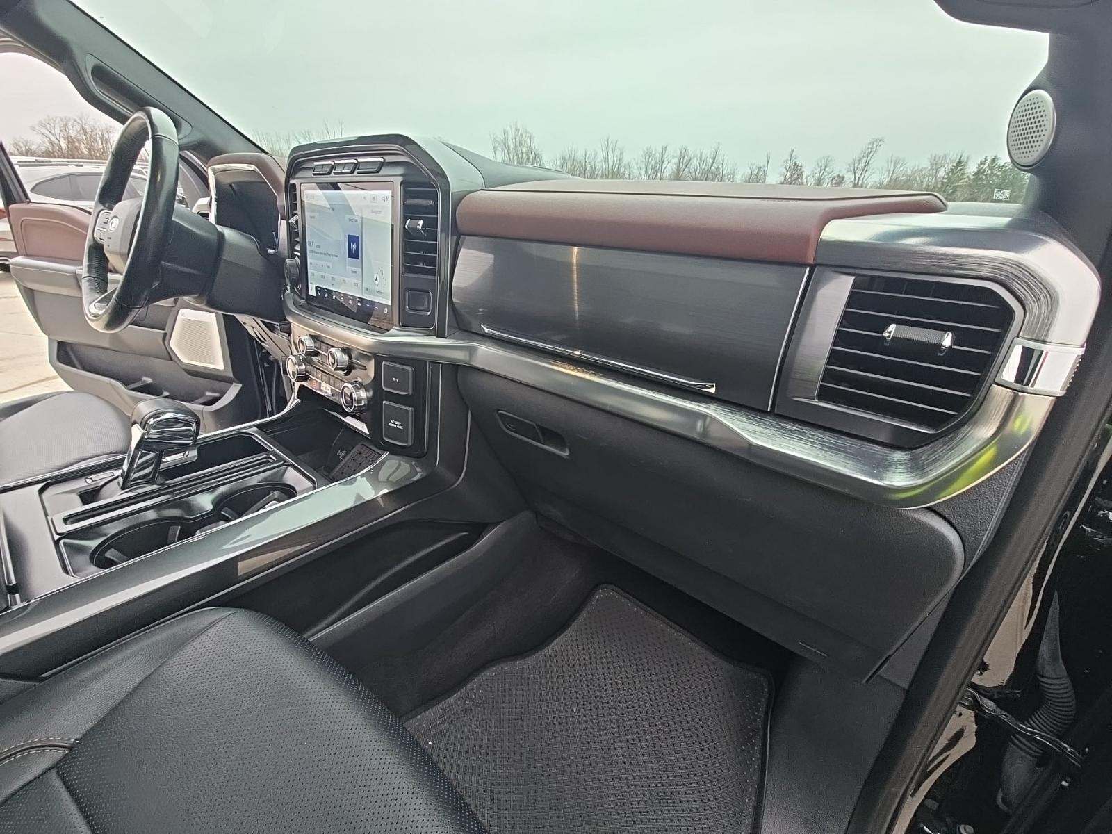 2023 Ford F-150 Lariat AWD