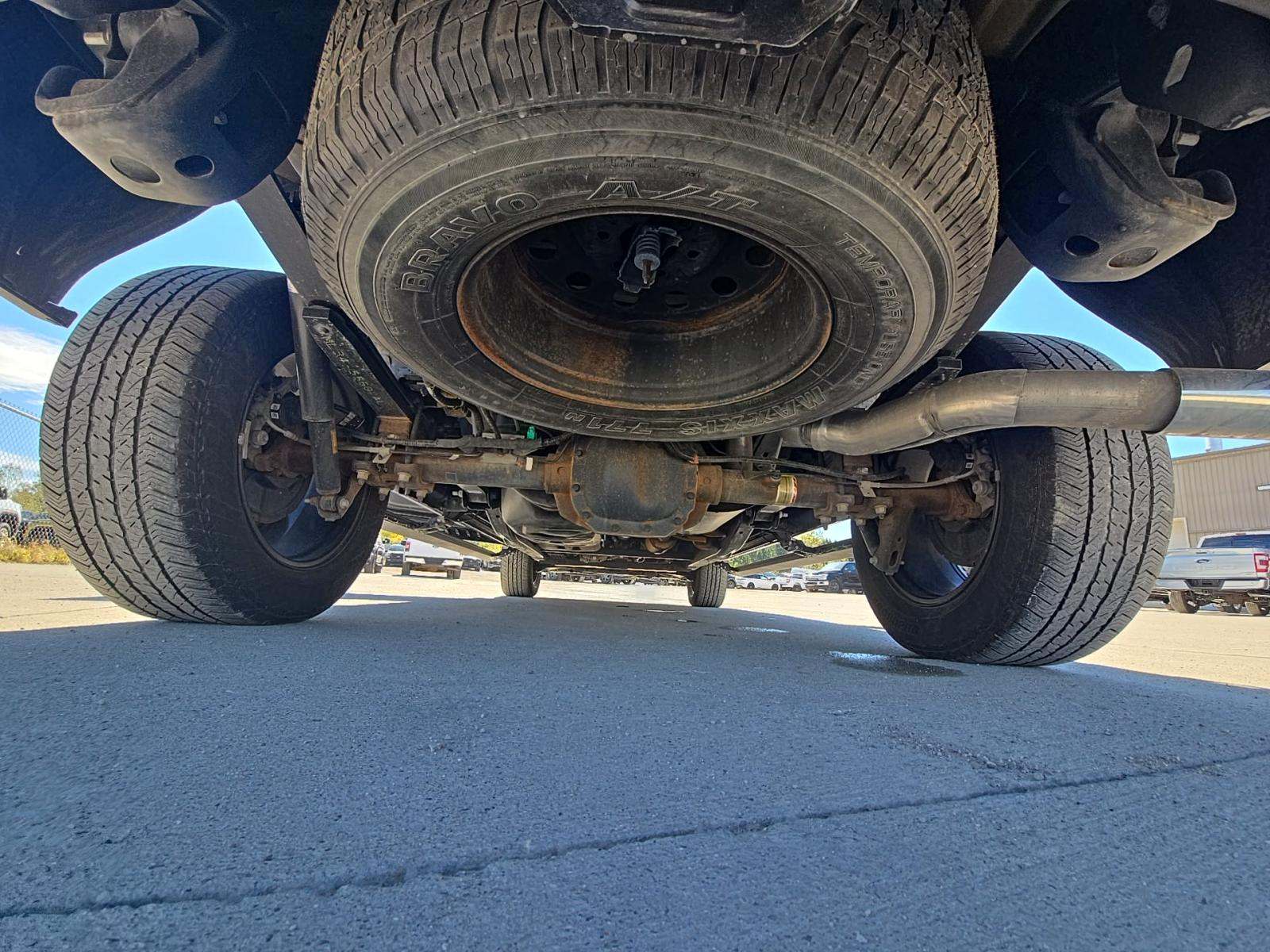 2023 Ford F-150 Lariat AWD