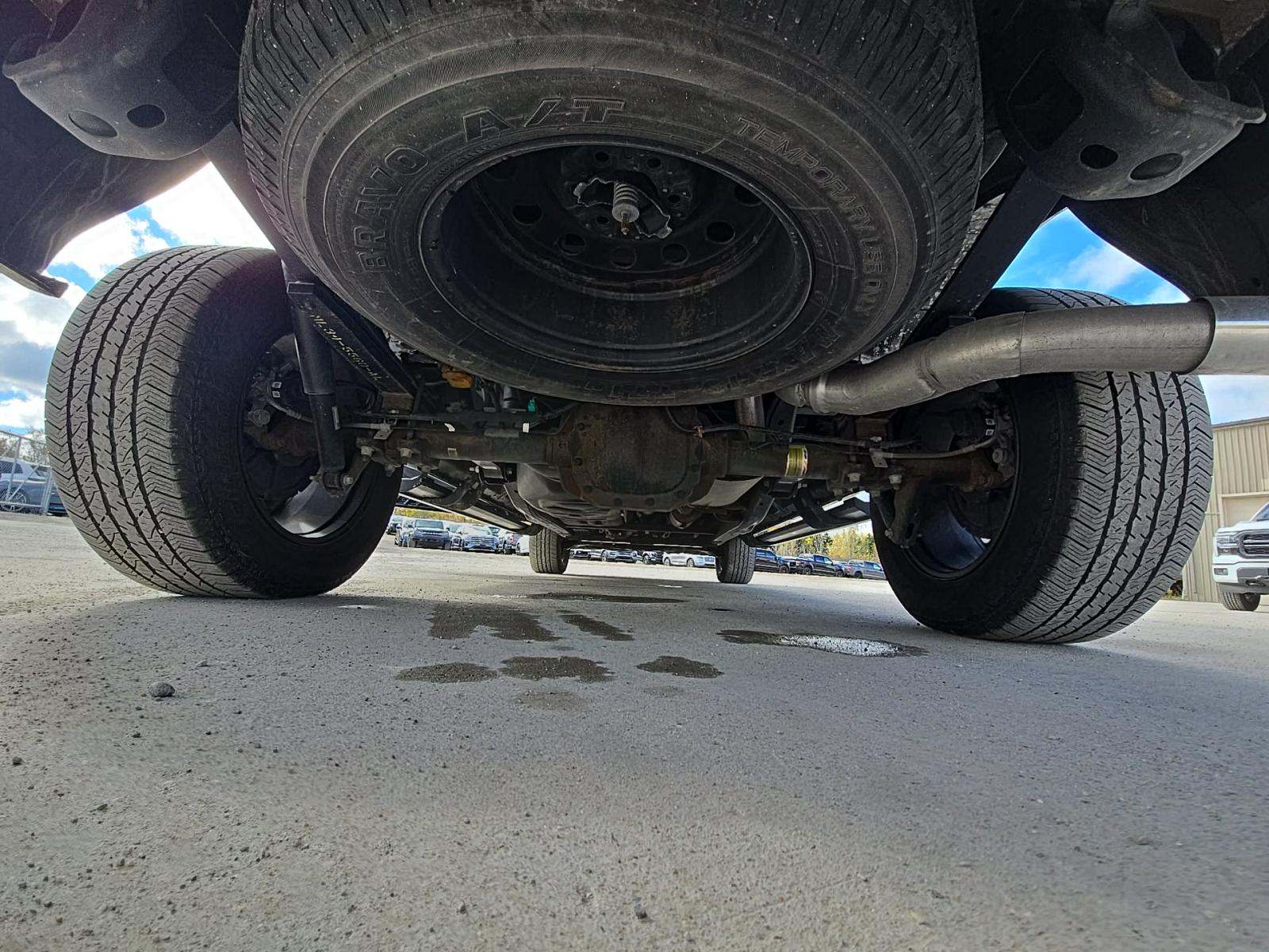 2023 Ford F-150 Lariat AWD