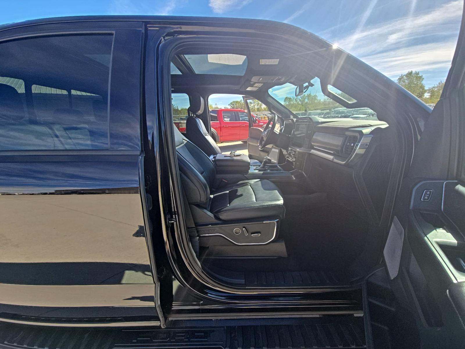 2023 Ford F-150 Lariat AWD