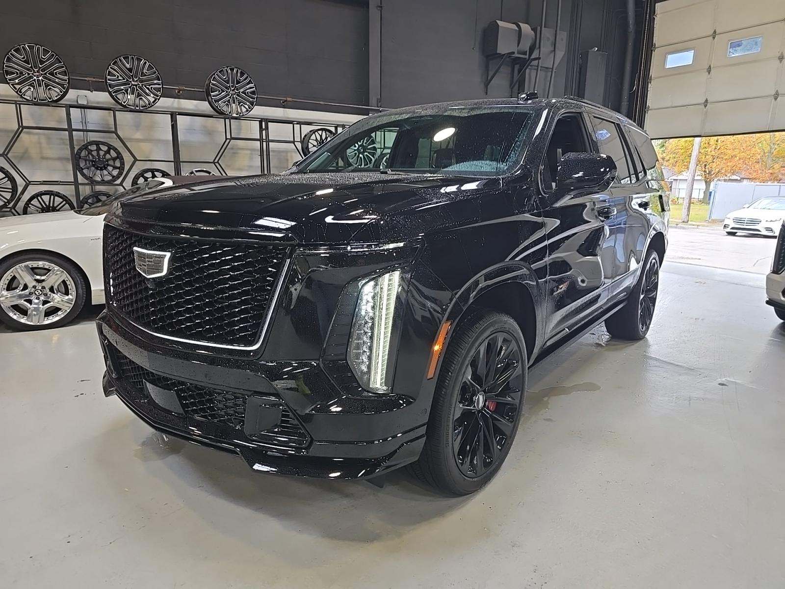 2025 Cadillac Escalade V-Series AWD