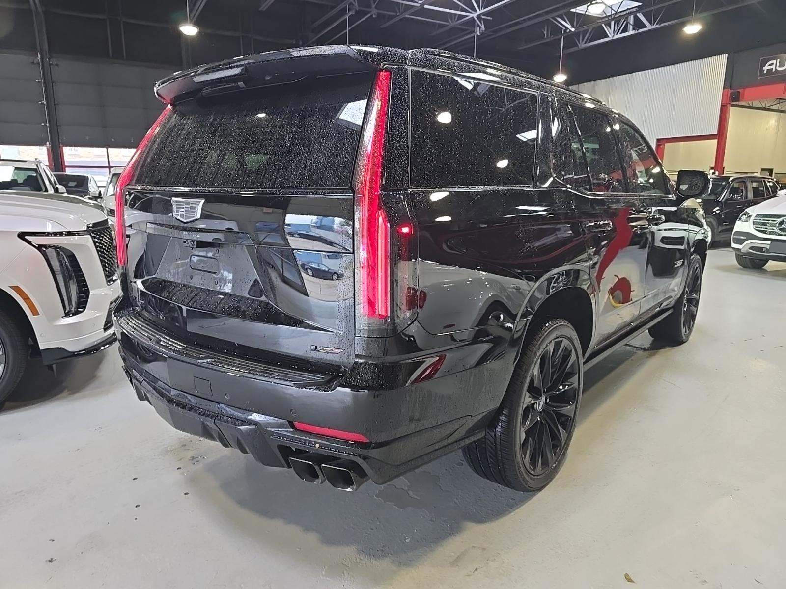 2025 Cadillac Escalade V-Series AWD