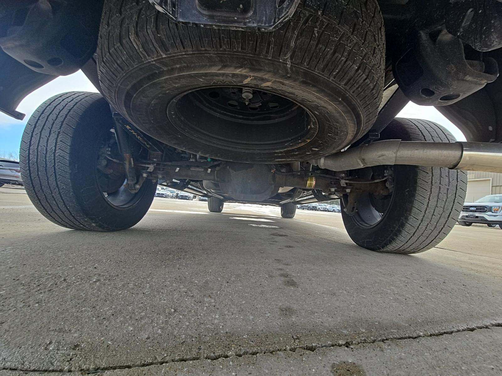 2023 Ford F-150 Lariat AWD