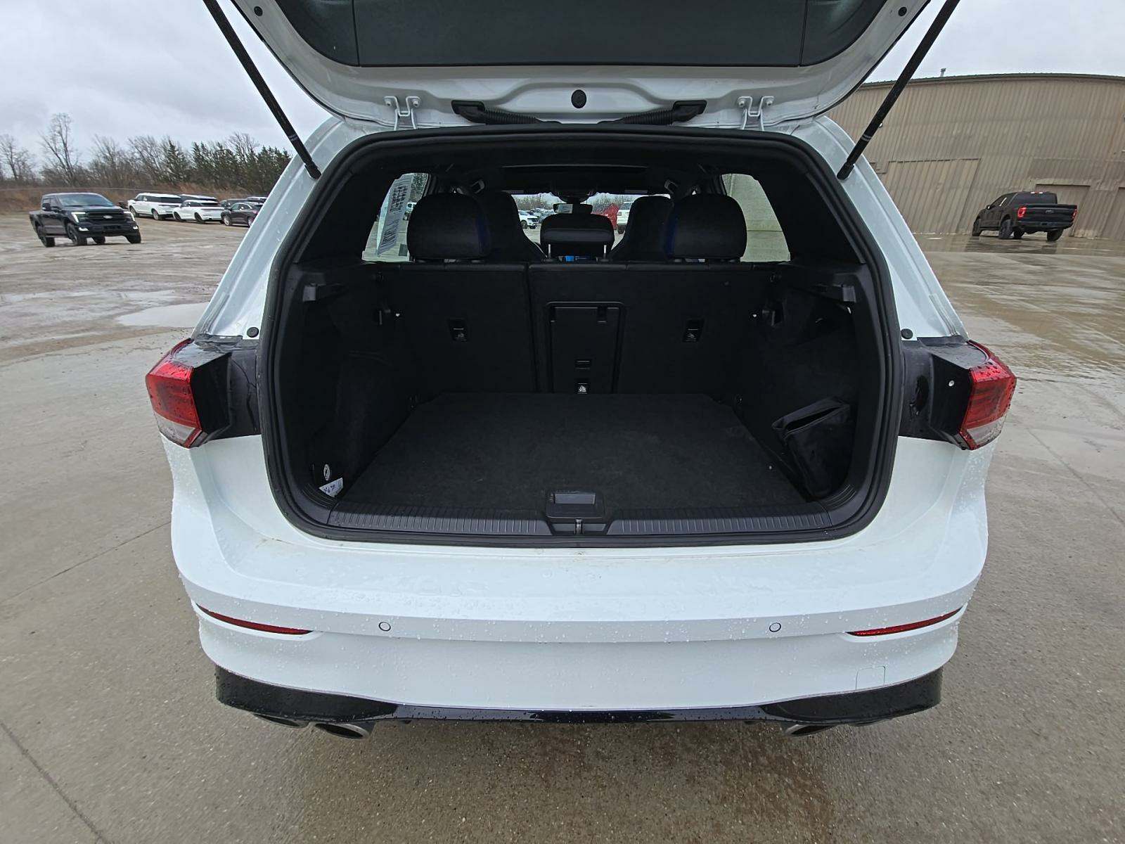 2023 Volkswagen Golf R Base AWD