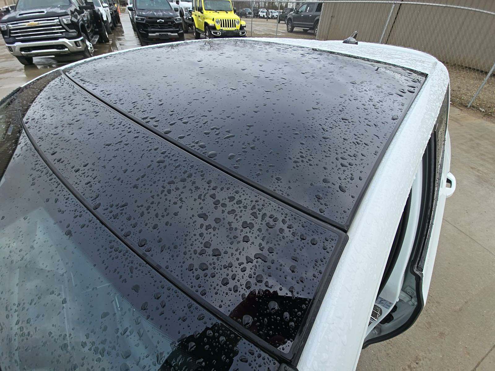 2023 Volkswagen Golf R Base AWD