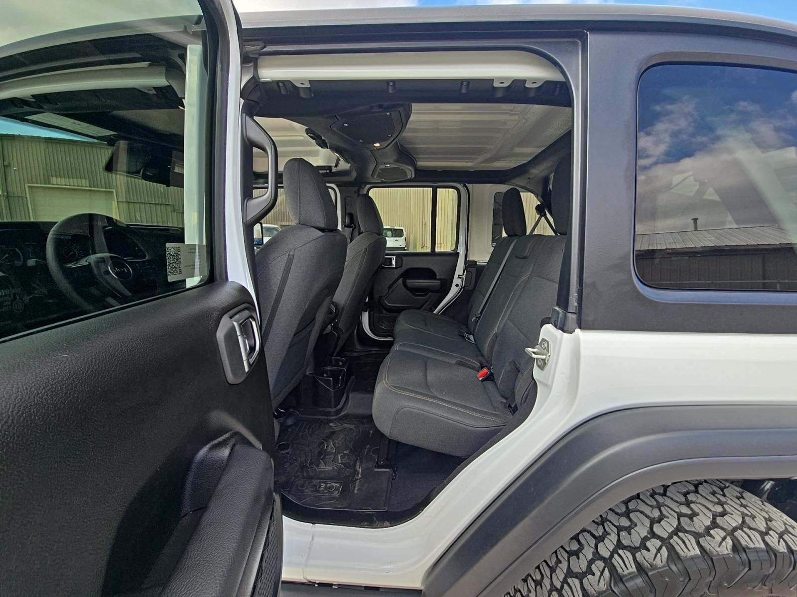 2024 Jeep Wrangler Willys AWD